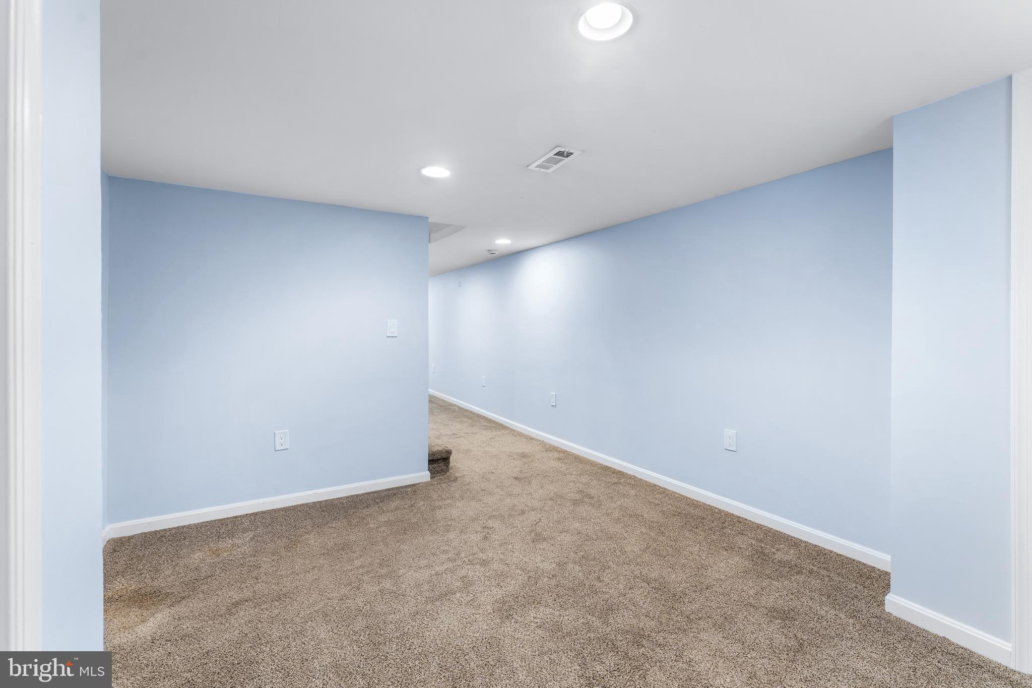 OAKRIDGE - Residential
