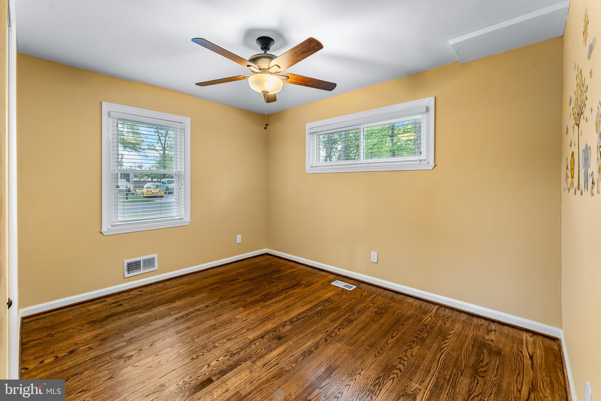 OAKRIDGE - Residential