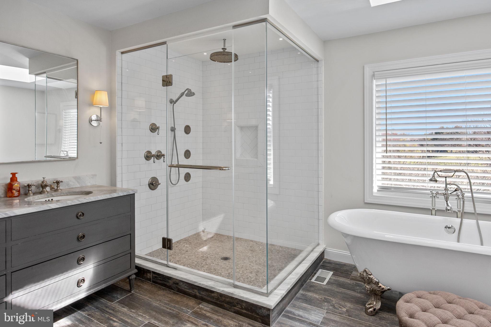 SYCAMORE FARM - Residential