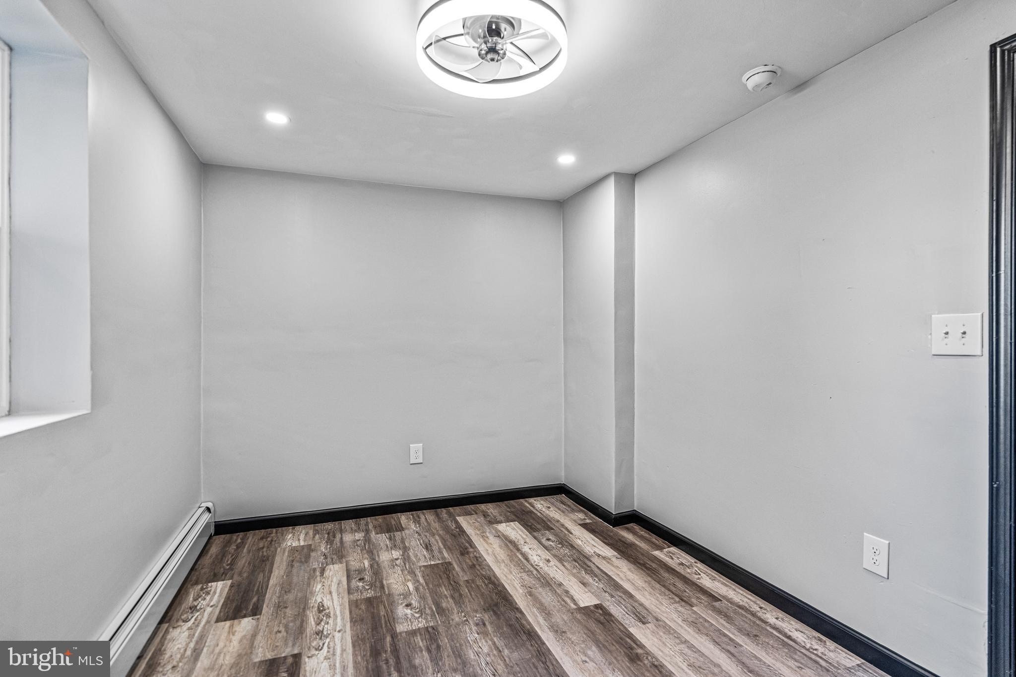 BRIDESBURG - Residential