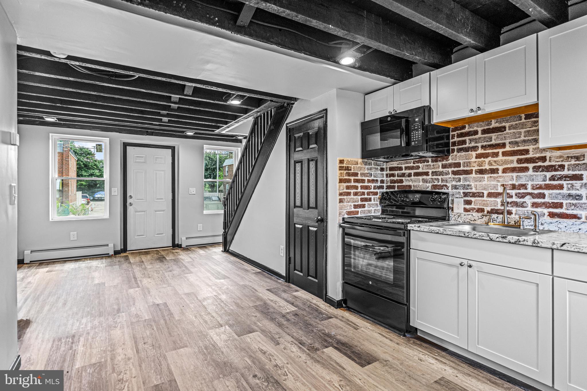 BRIDESBURG - Residential