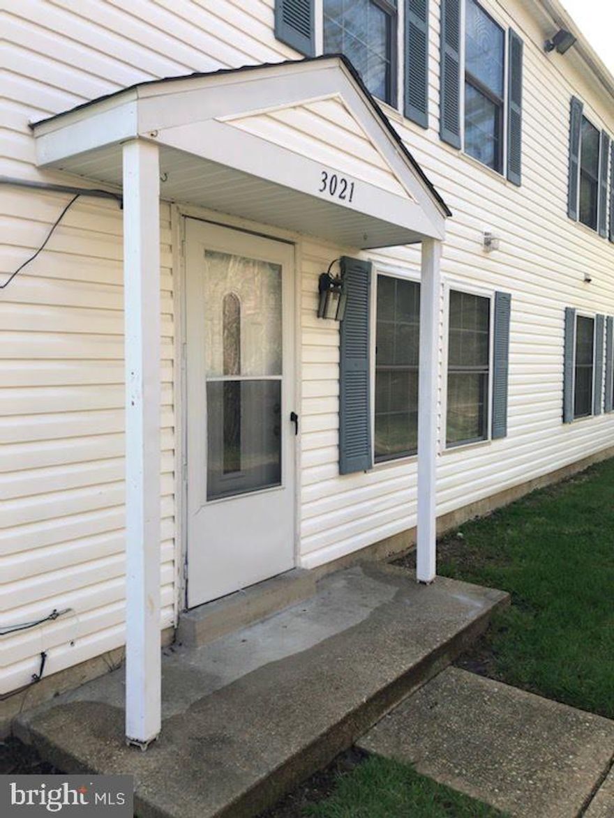 One level 2 bedroom 1 full bath condo located in Westphalia Community. Front faces serene trees perfect for peaceful days. Nice size bedrooms and closet space. Eat in kitchen or kitchen bar perfect for dining. Full size washer and dryer inside kitchen area. HOA covers water, all utilities are electric.