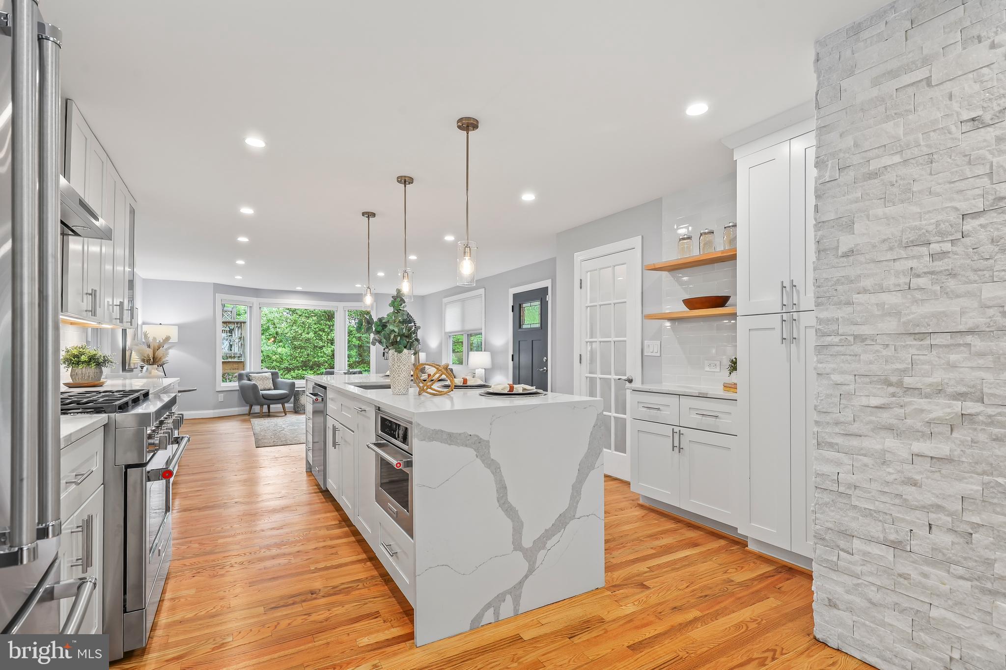 DOMINION HILLS - Residential
