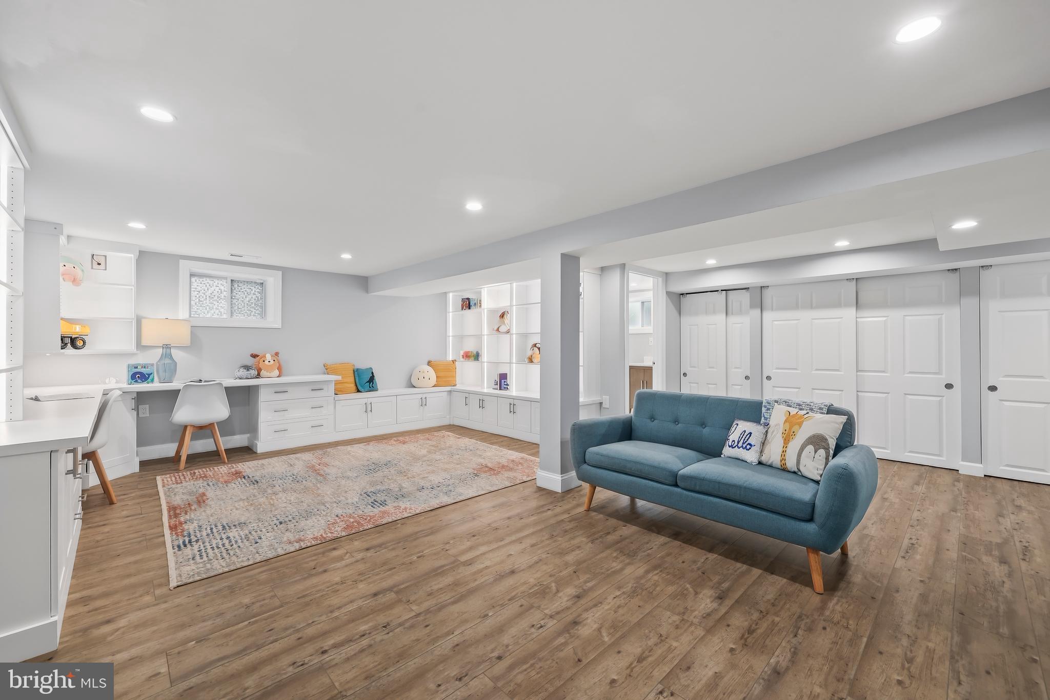 DOMINION HILLS - Residential