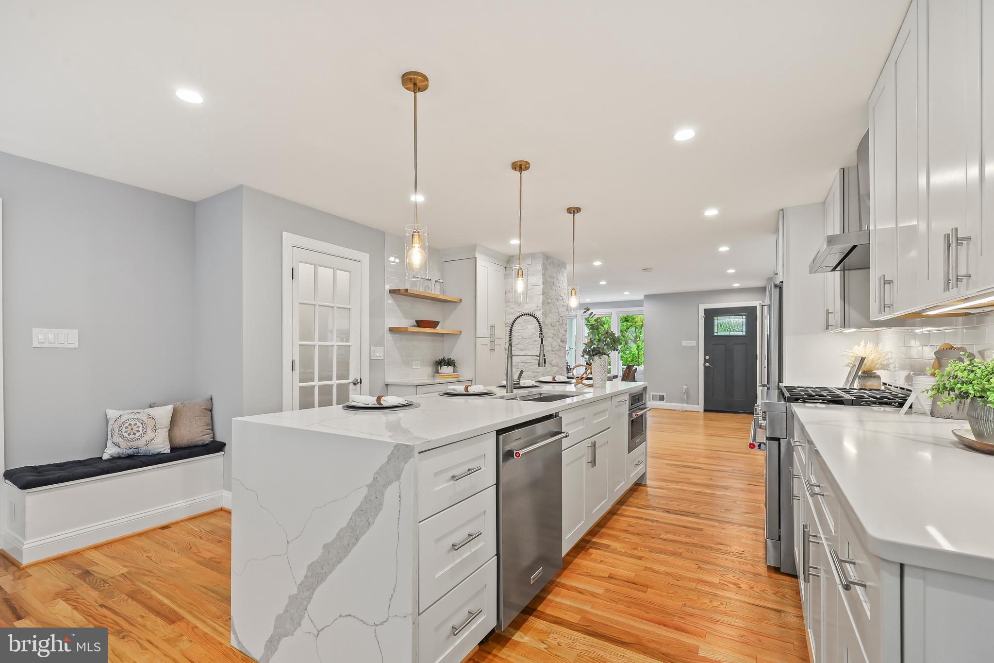 DOMINION HILLS - Residential