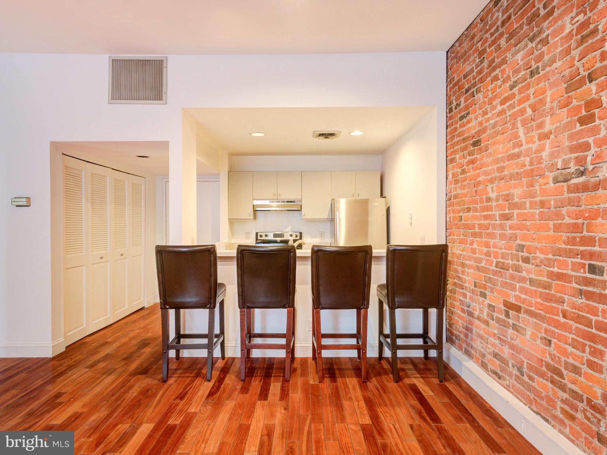 OLD CITY - Residential