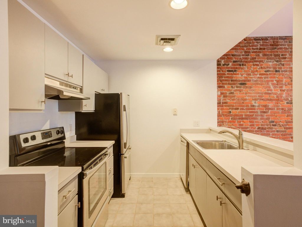 Photo of 102 - 22 Church Street #301, PHILADELPHIA, PA 19106 (MLS # PAPH2574634)