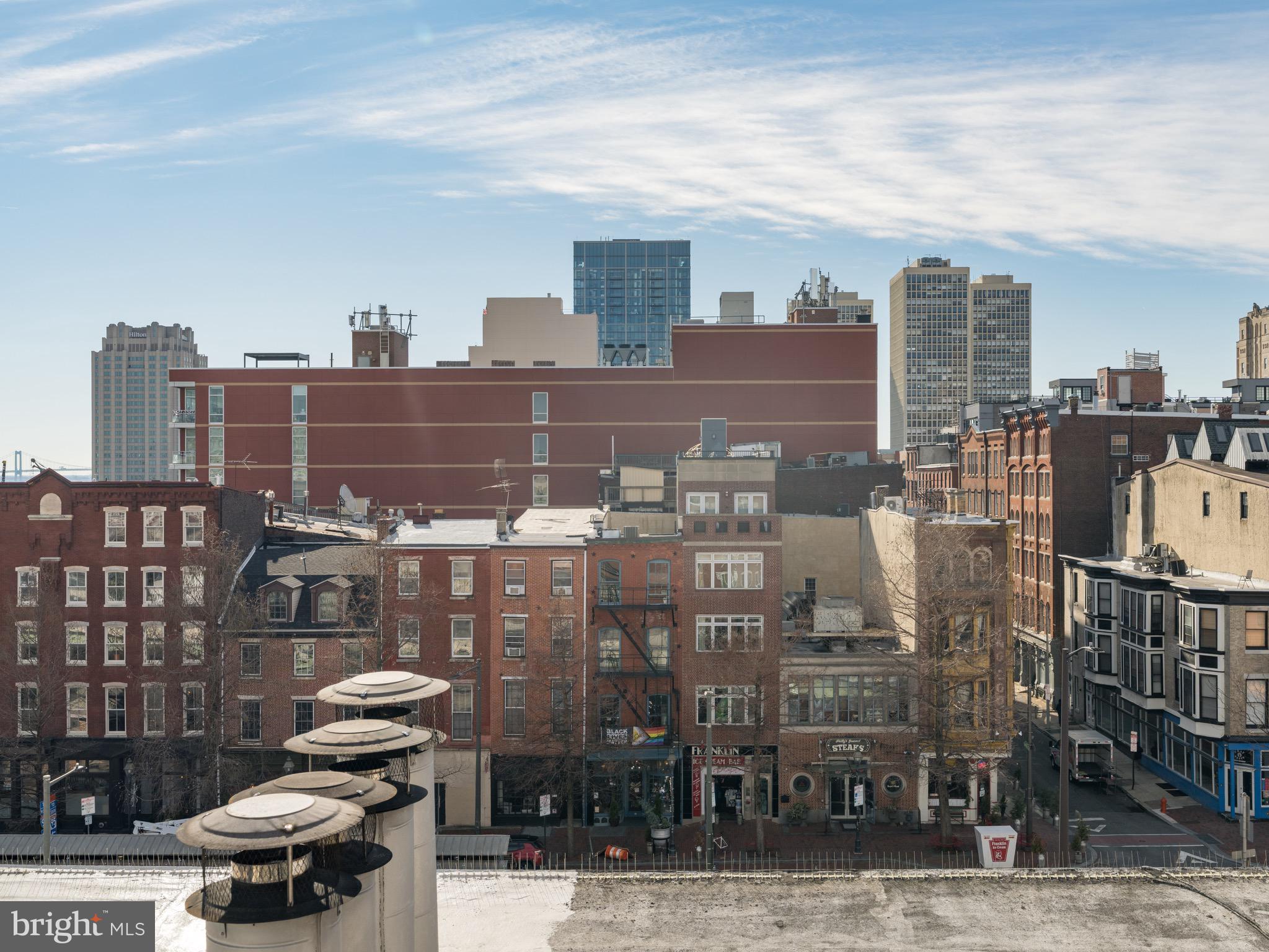 OLD CITY - Residential