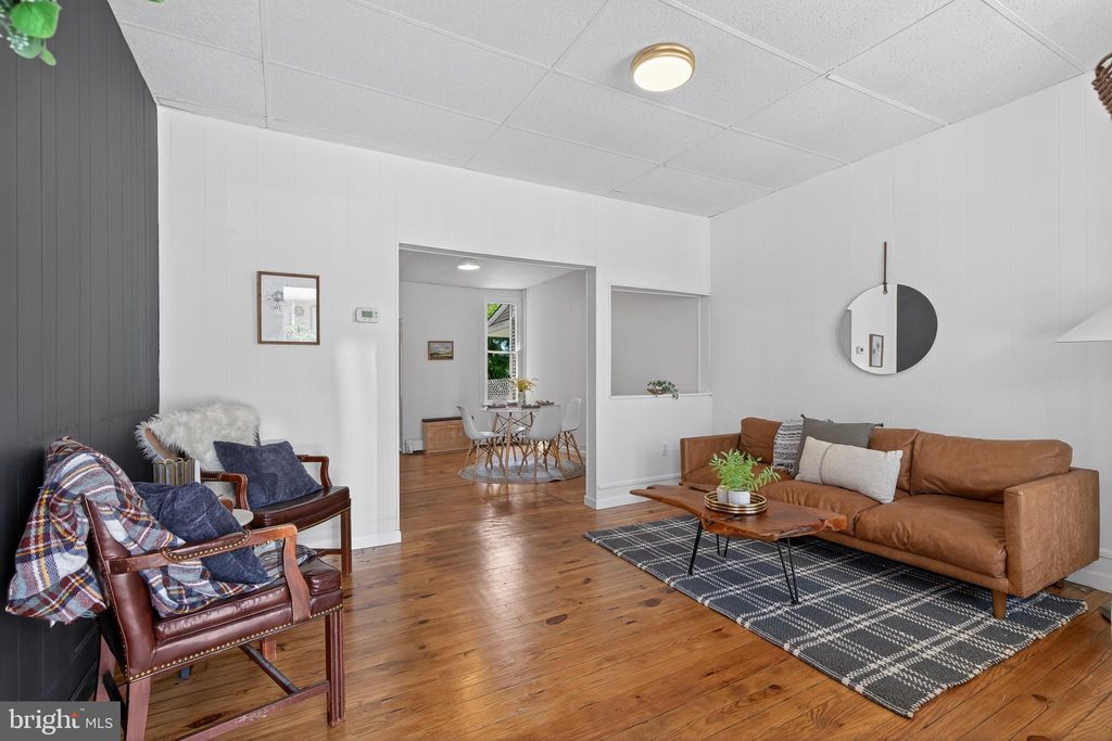 Photo of 138 E Washington Street, ELIZABETHTOWN, PA 17022 (MLS # PALA2072124)