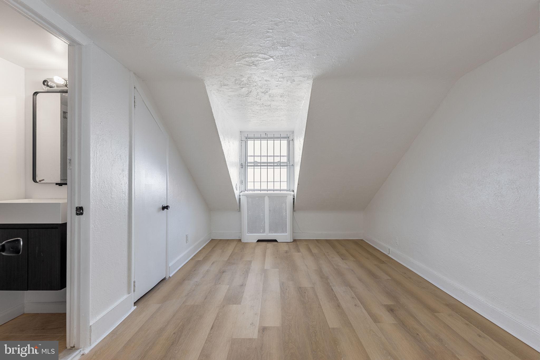 WASHINGTON SQ WEST - Residential Lease