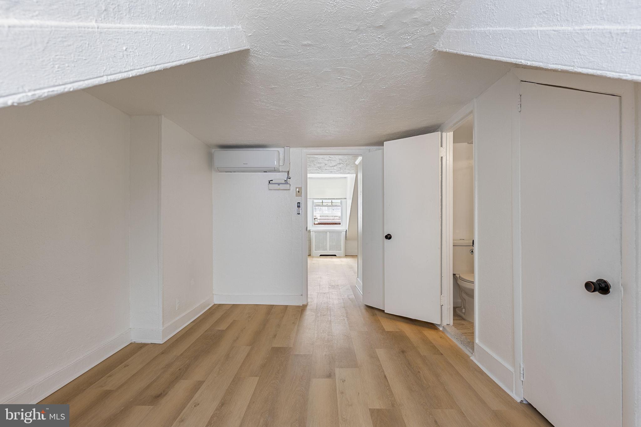 WASHINGTON SQ WEST - Residential Lease