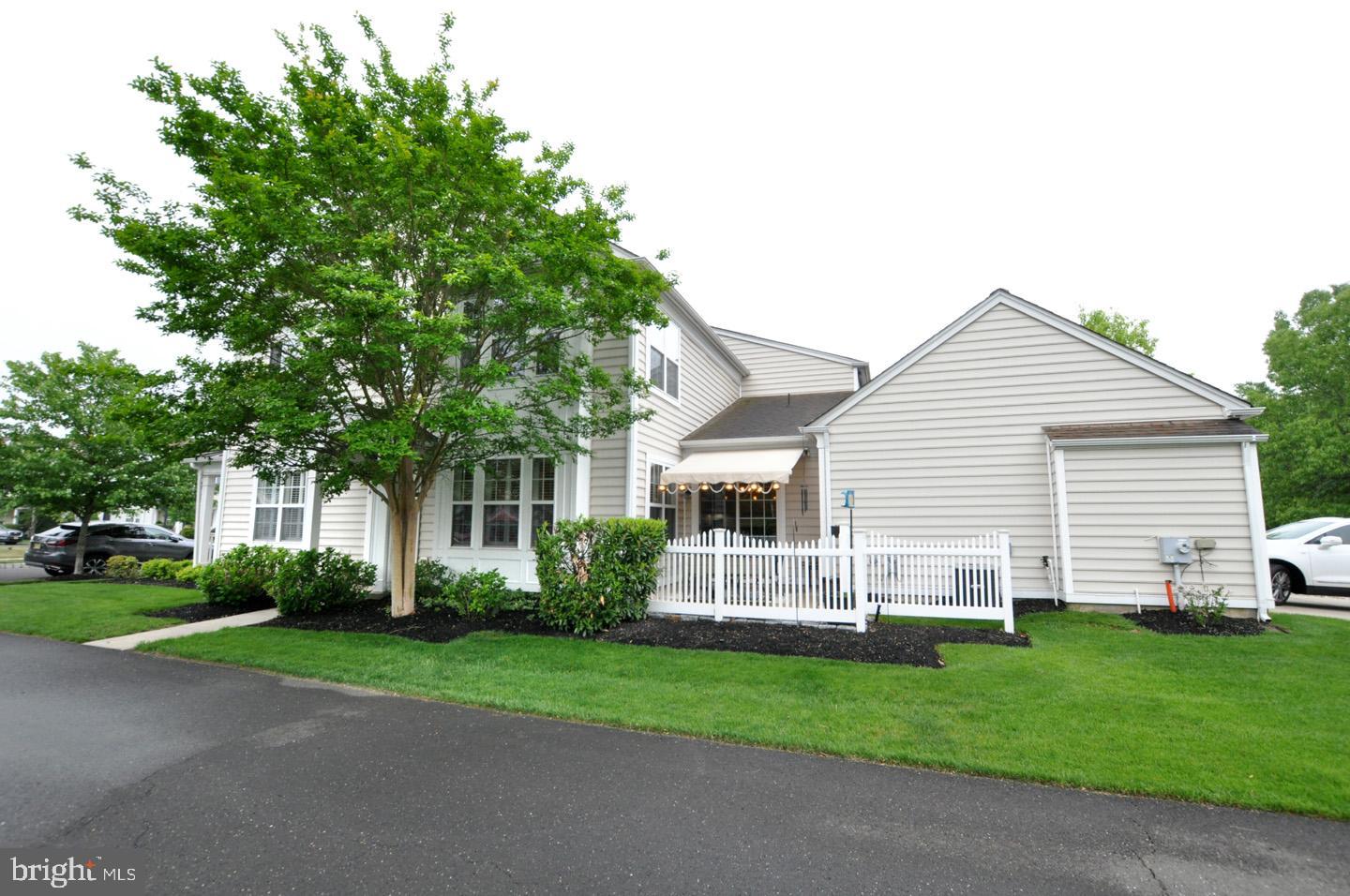 4 MILFORD CIRCLE