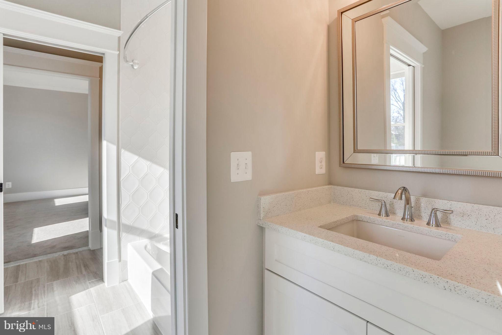 ARLINGTON - Residential