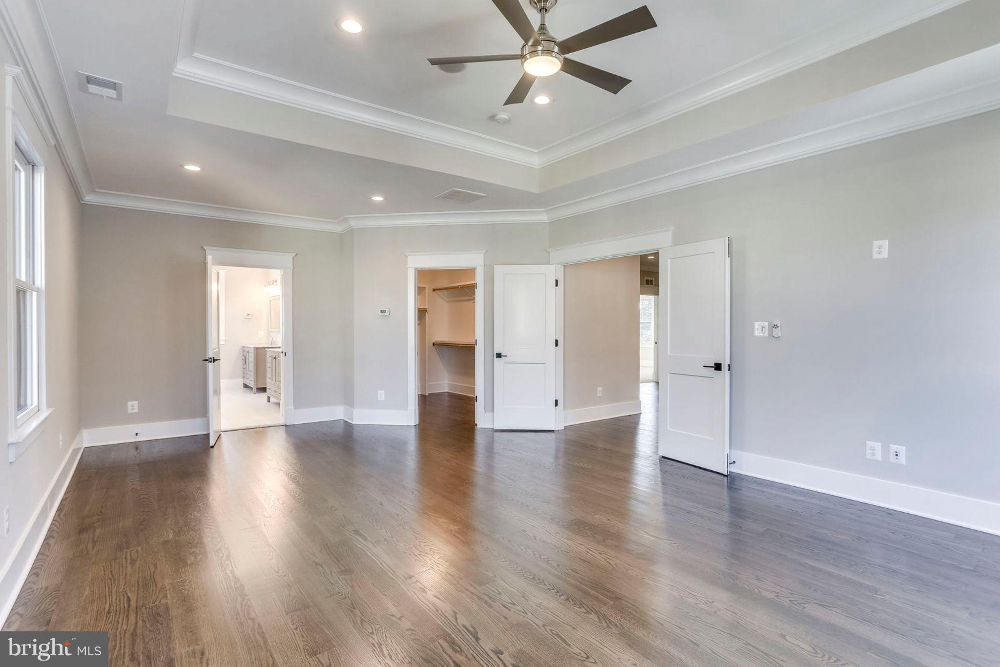 ARLINGTON - Residential