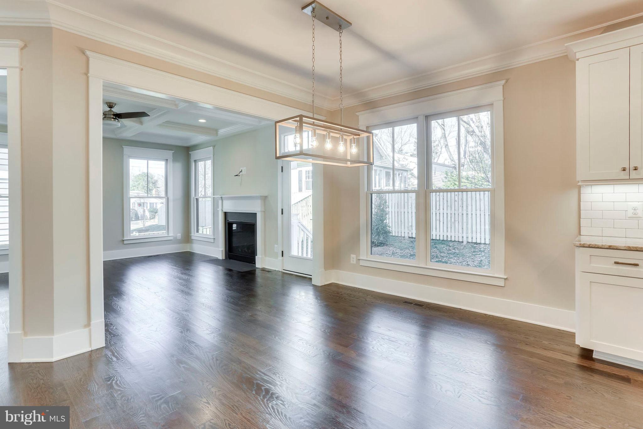 ARLINGTON - Residential