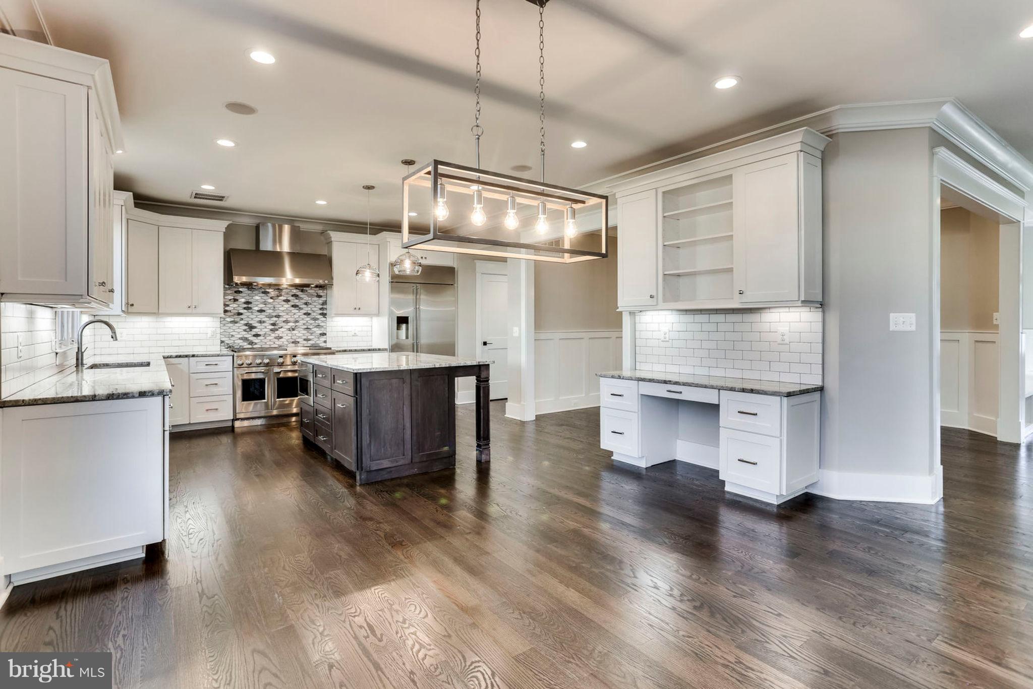 ARLINGTON - Residential