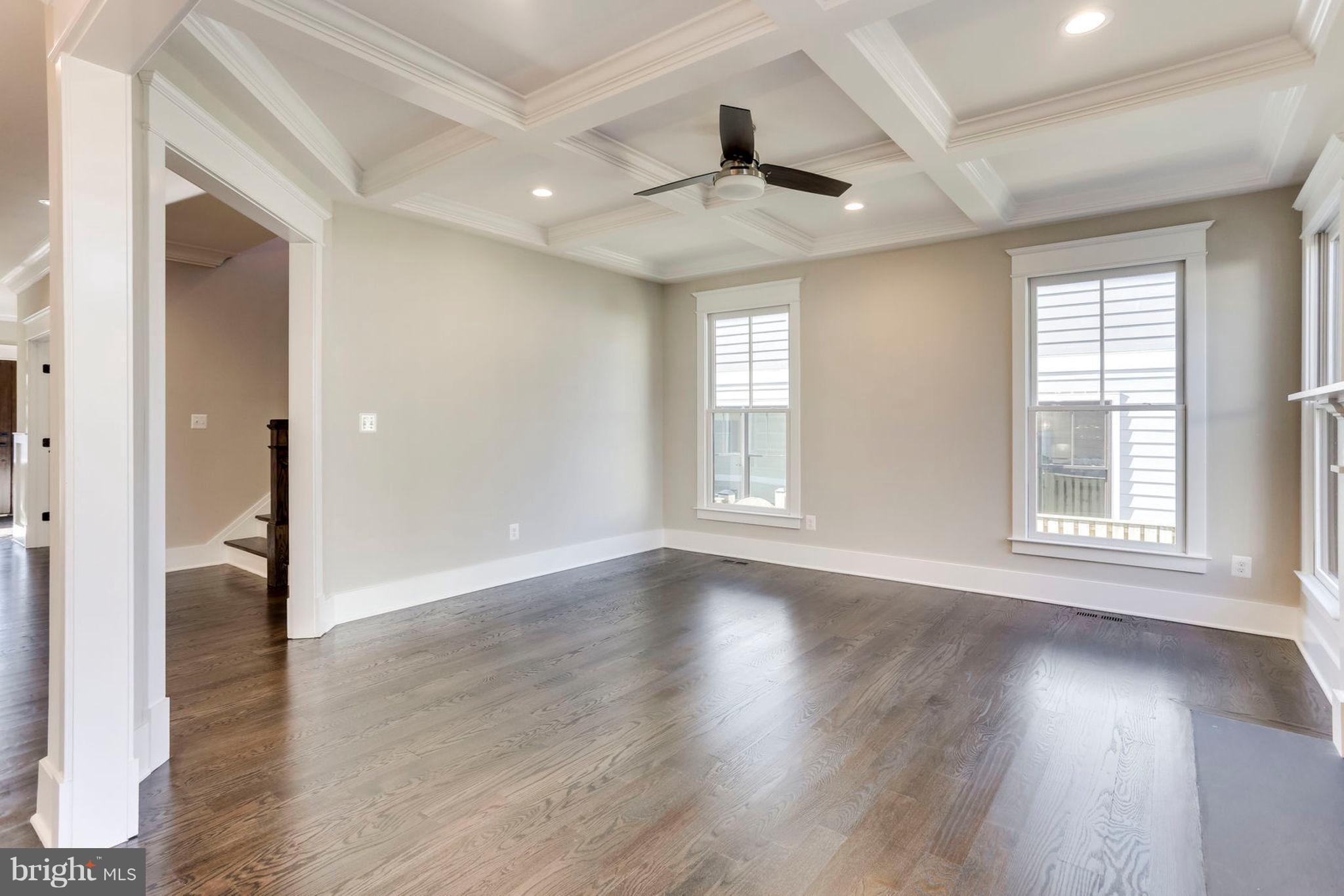 ARLINGTON - Residential