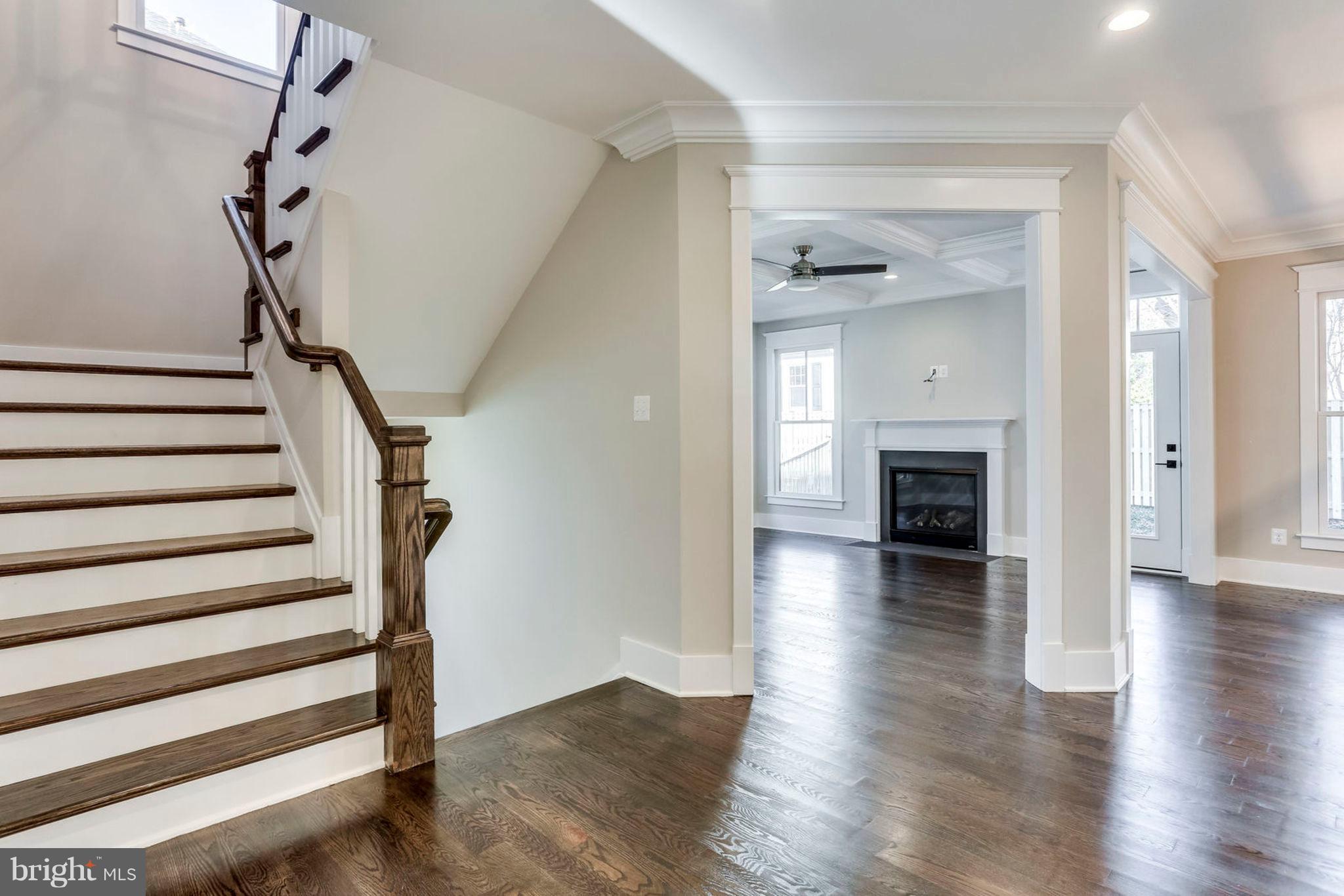 ARLINGTON - Residential