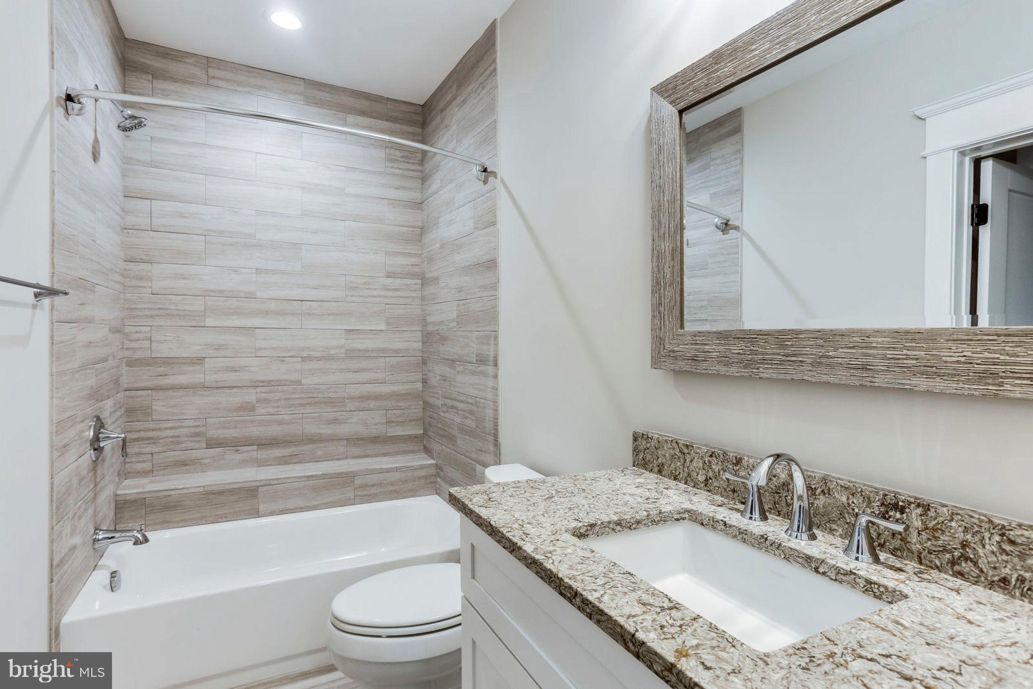 ARLINGTON - Residential