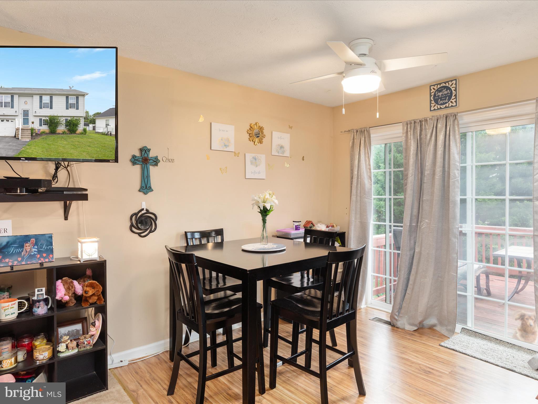 WATERFORD SQUARE - Residential