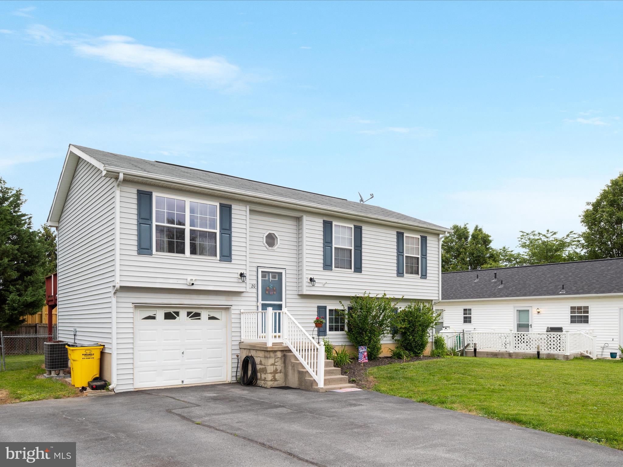 WATERFORD SQUARE - Residential