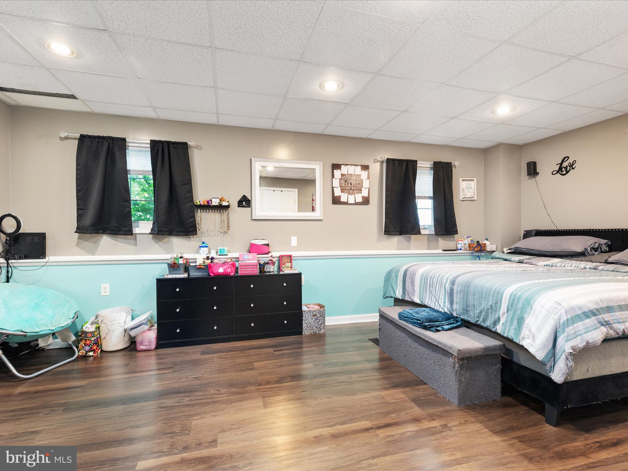 WATERFORD SQUARE - Residential