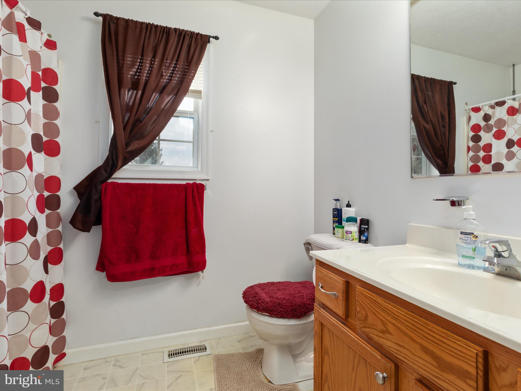 WATERFORD SQUARE - Residential