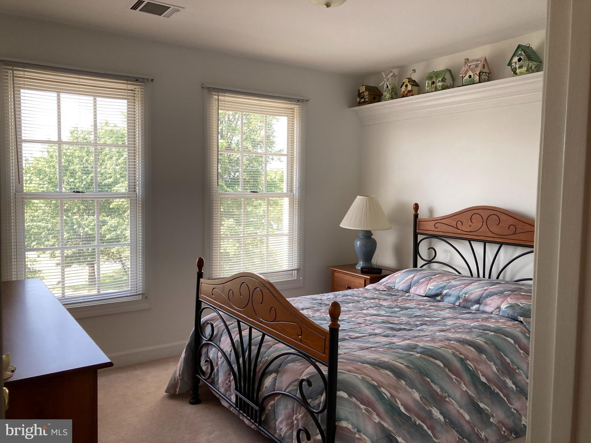 CENTRE RIDGE - Residential