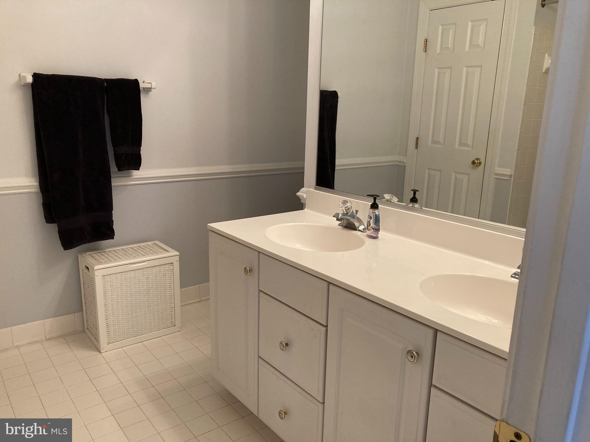 CENTRE RIDGE - Residential