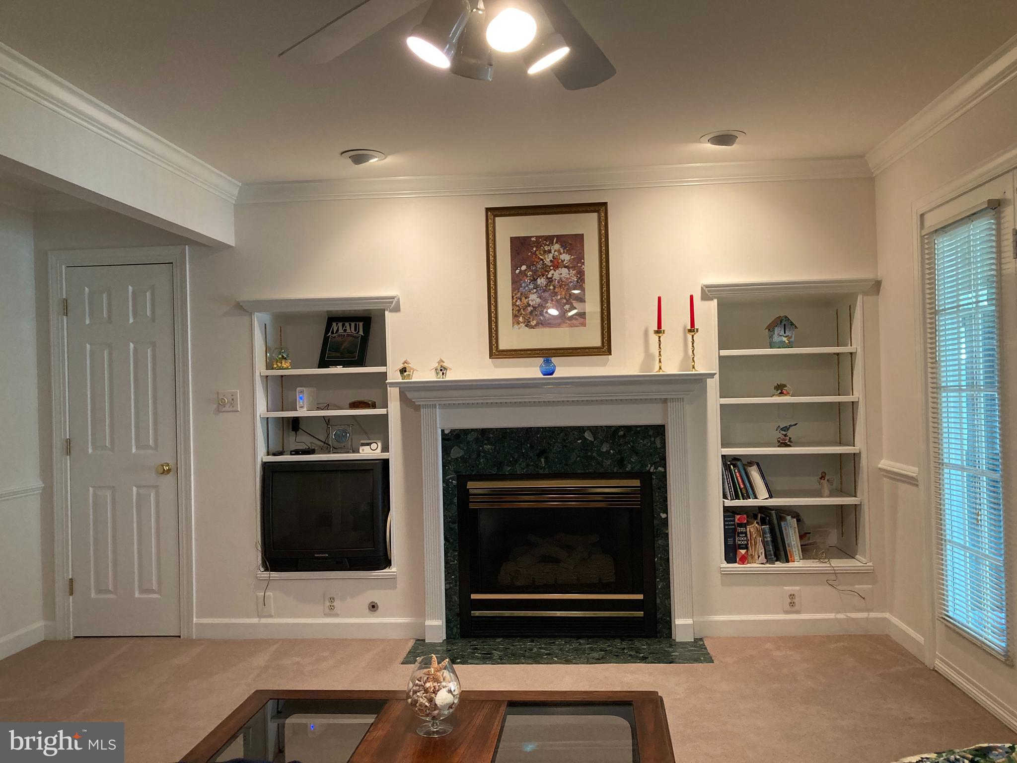 CENTRE RIDGE - Residential