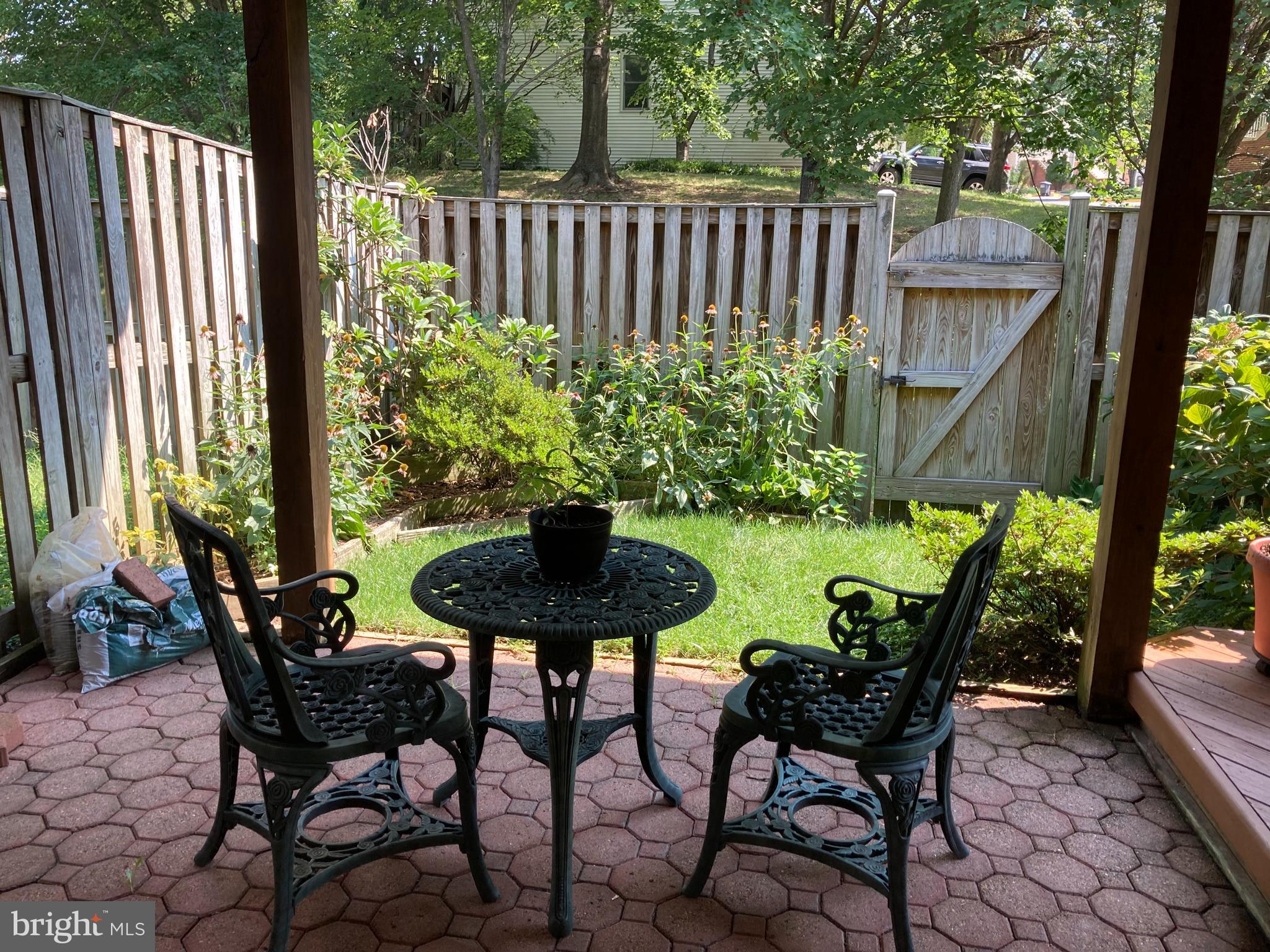 CENTRE RIDGE - Residential