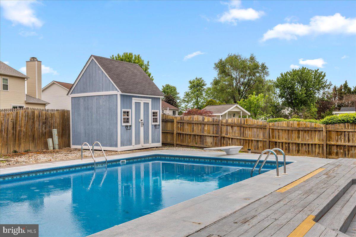 FREDERICKTOWNE ESTATES - Residential