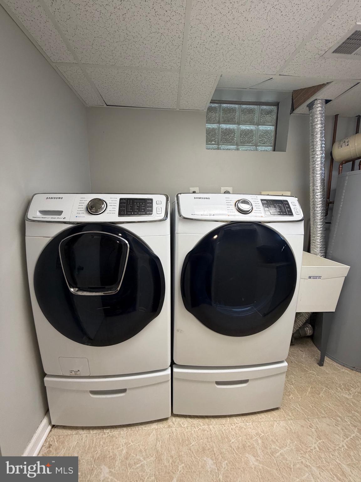 QUEENSLAND - Residential Lease