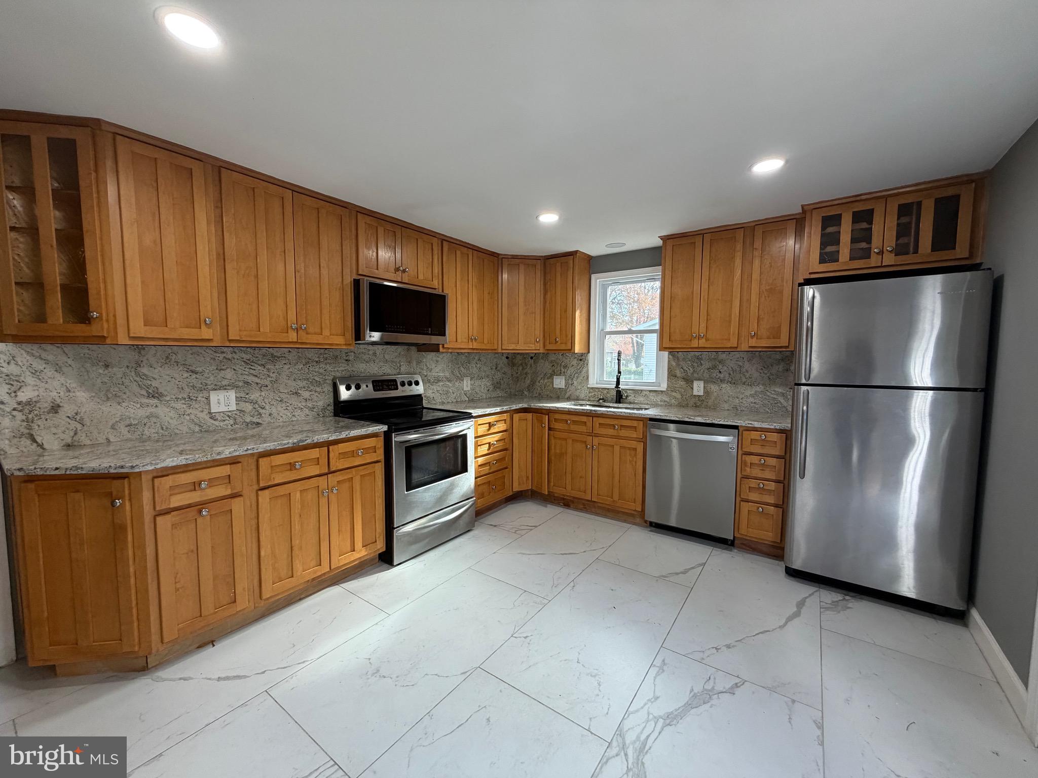 QUEENSLAND - Residential Lease