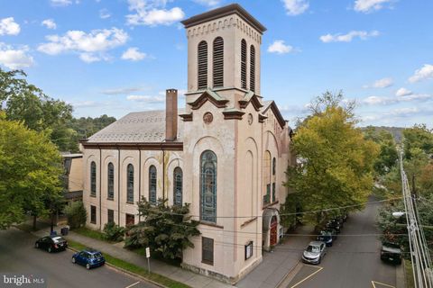 108 N UNION STREET LAMBERTVILLE NJ 08530