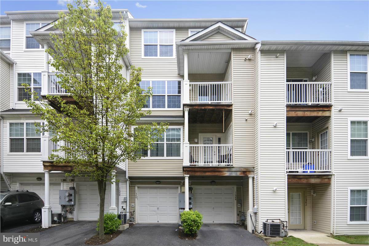 HEARTHSTONE VILLAGE - Residential