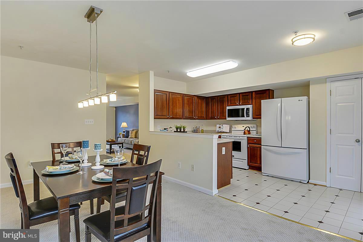 HEARTHSTONE VILLAGE - Residential