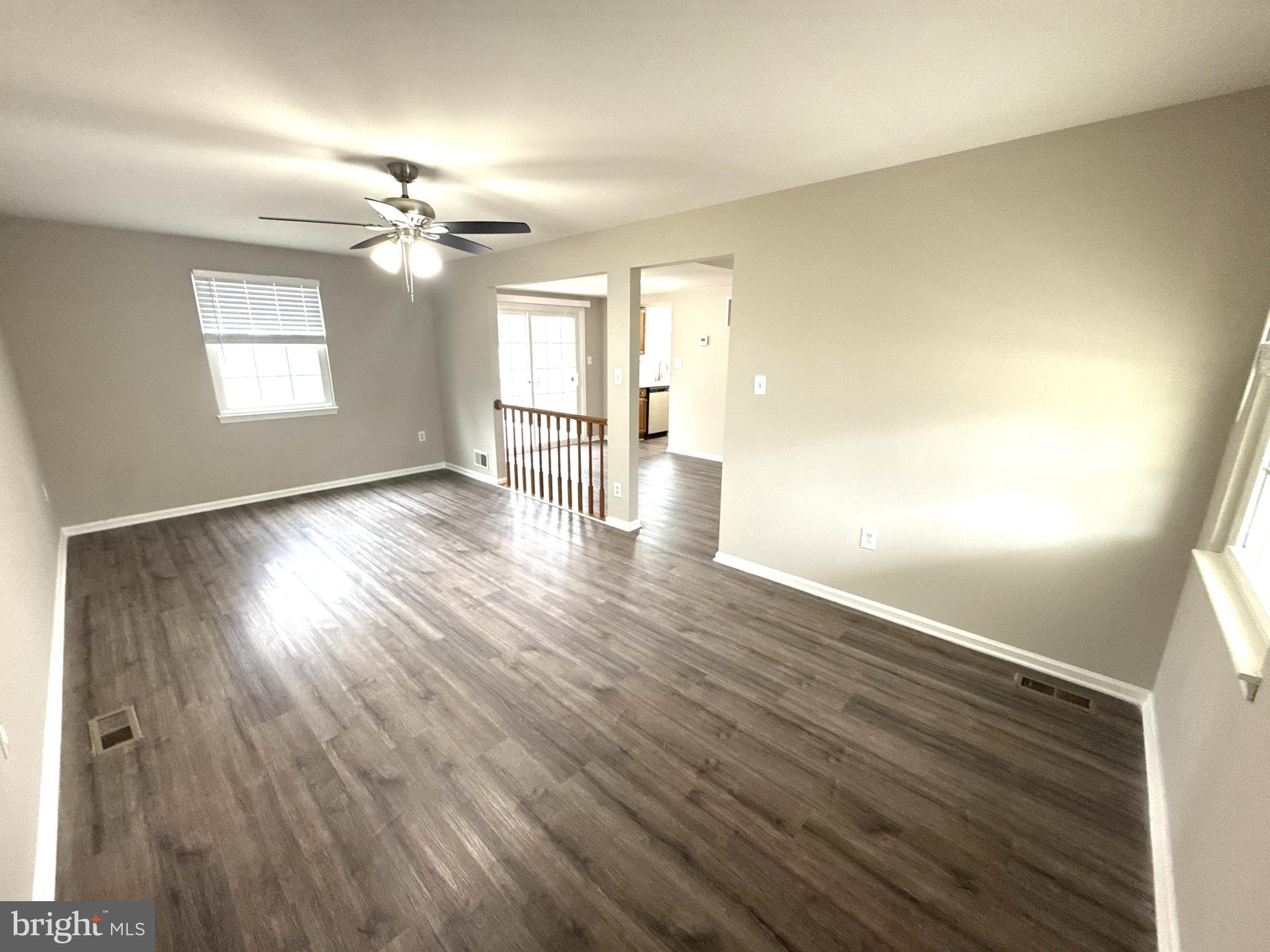 FOX RUN ESTATES - Residential