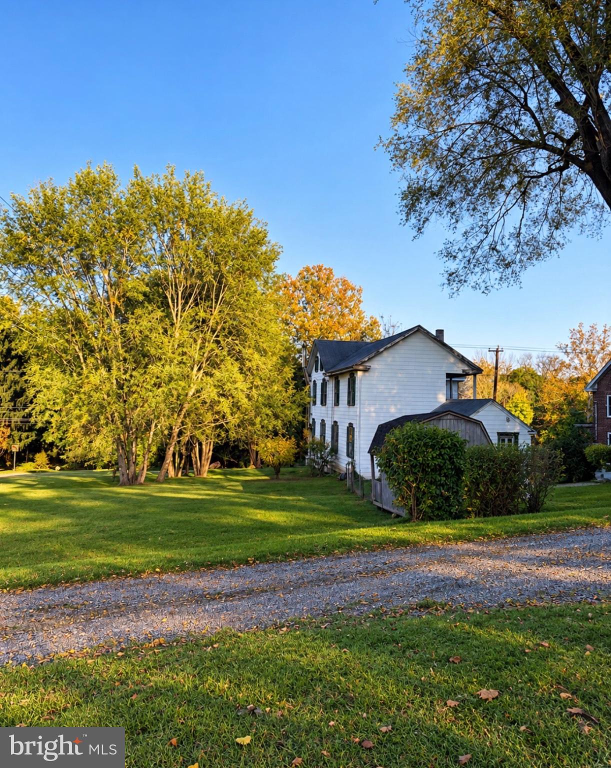 1030 WILLOW STREET PIKE