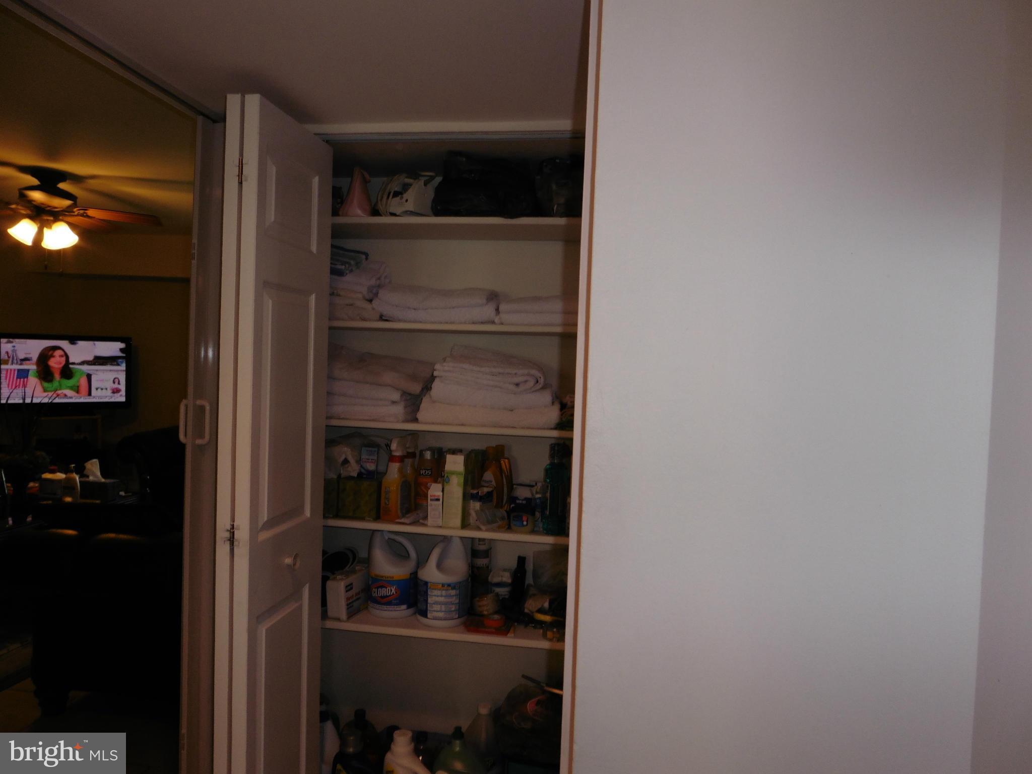 HERITAGE KNOLL - Residential