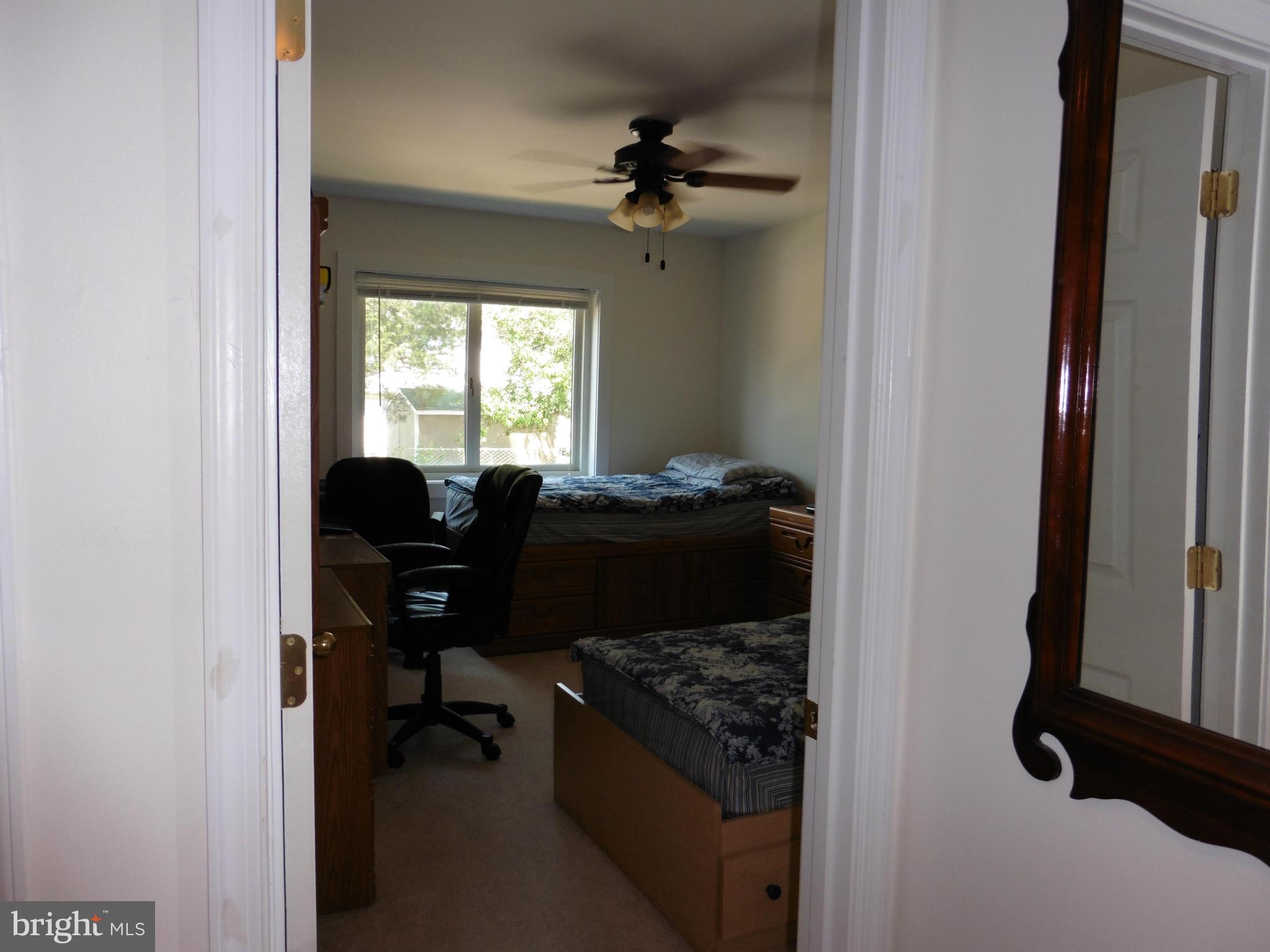 HERITAGE KNOLL - Residential