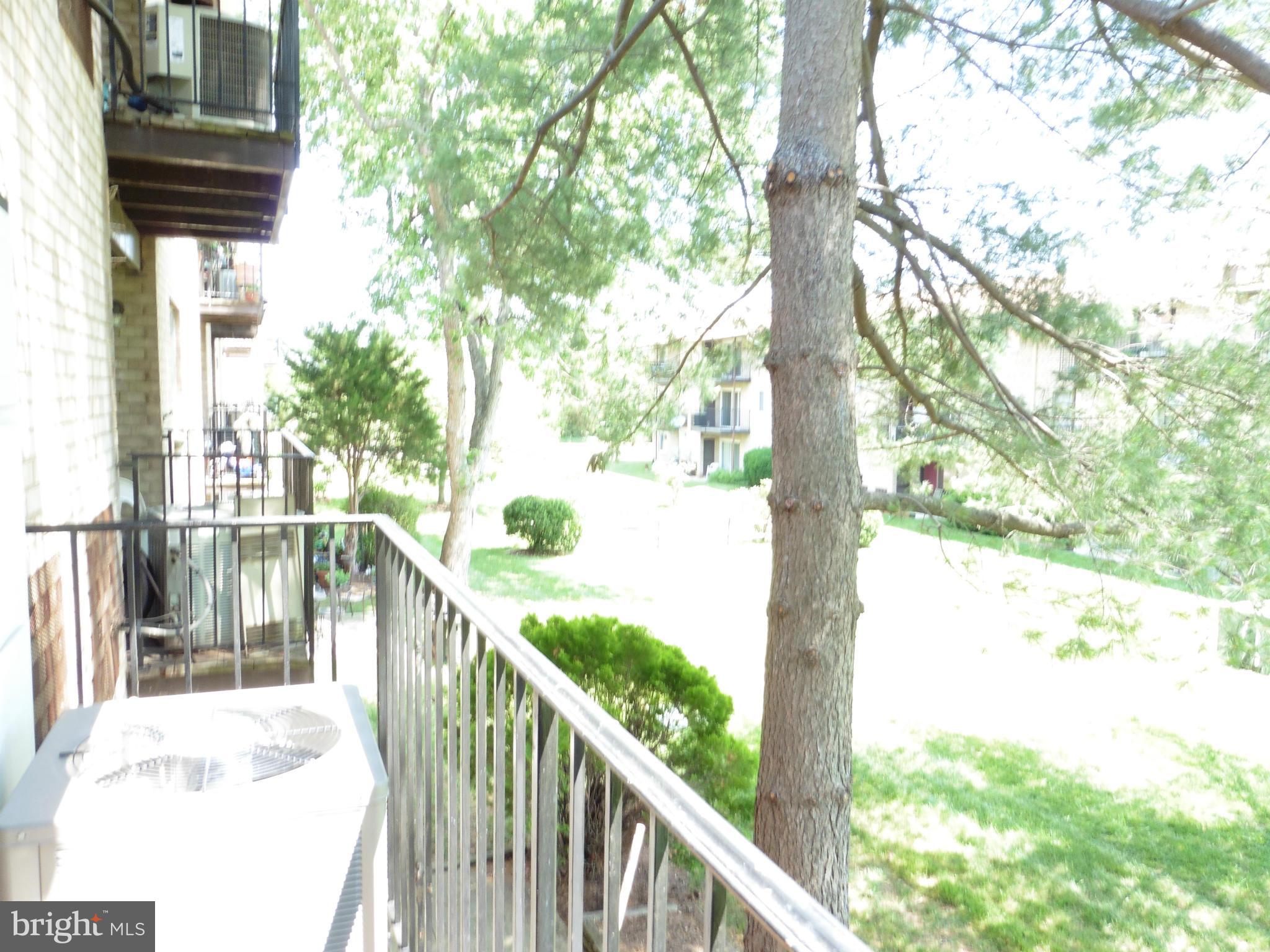 HERITAGE KNOLL - Residential