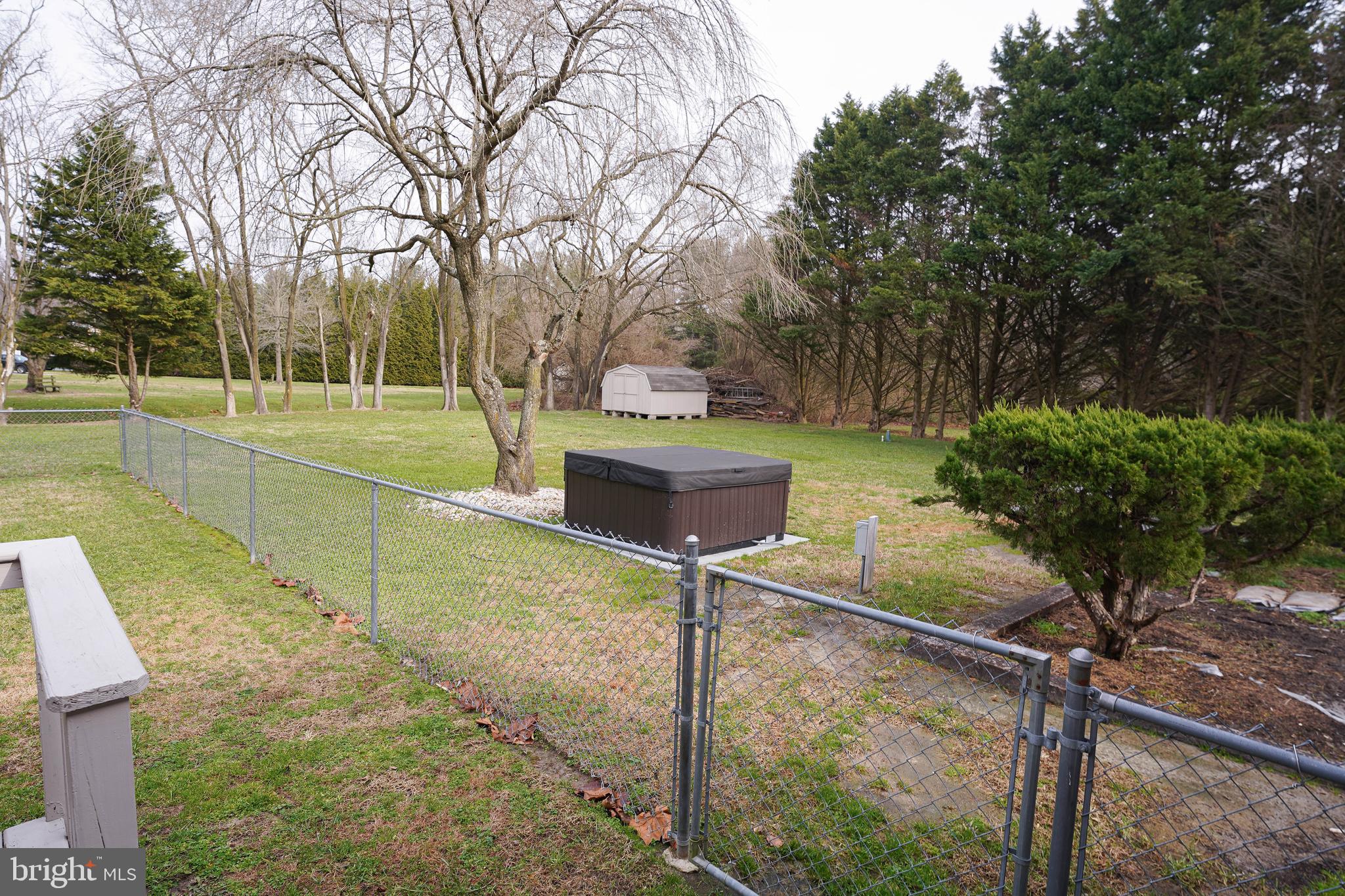 KING WILLIAMS COURT - Residential Lease