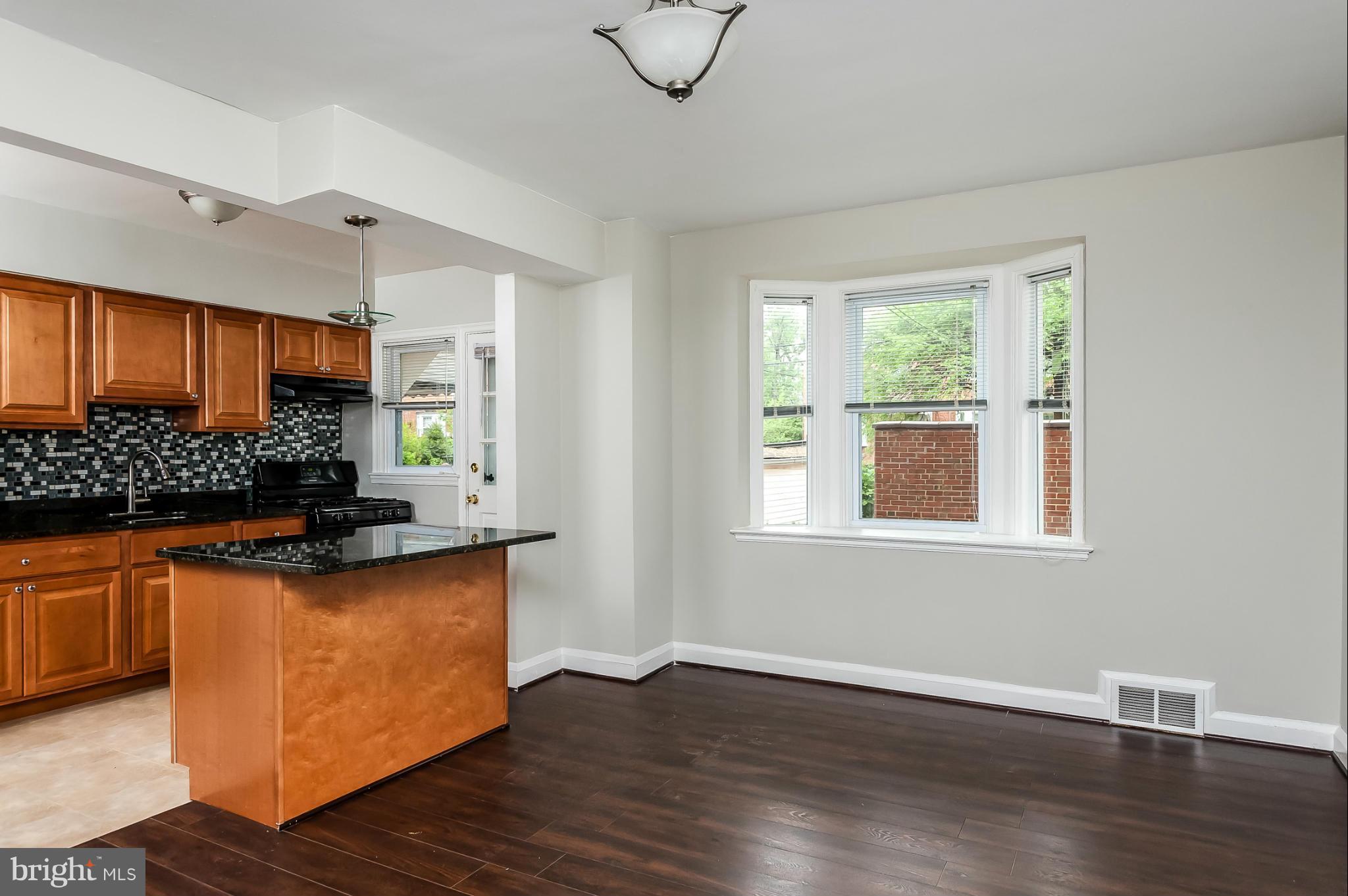 NORTHWOOD - Residential