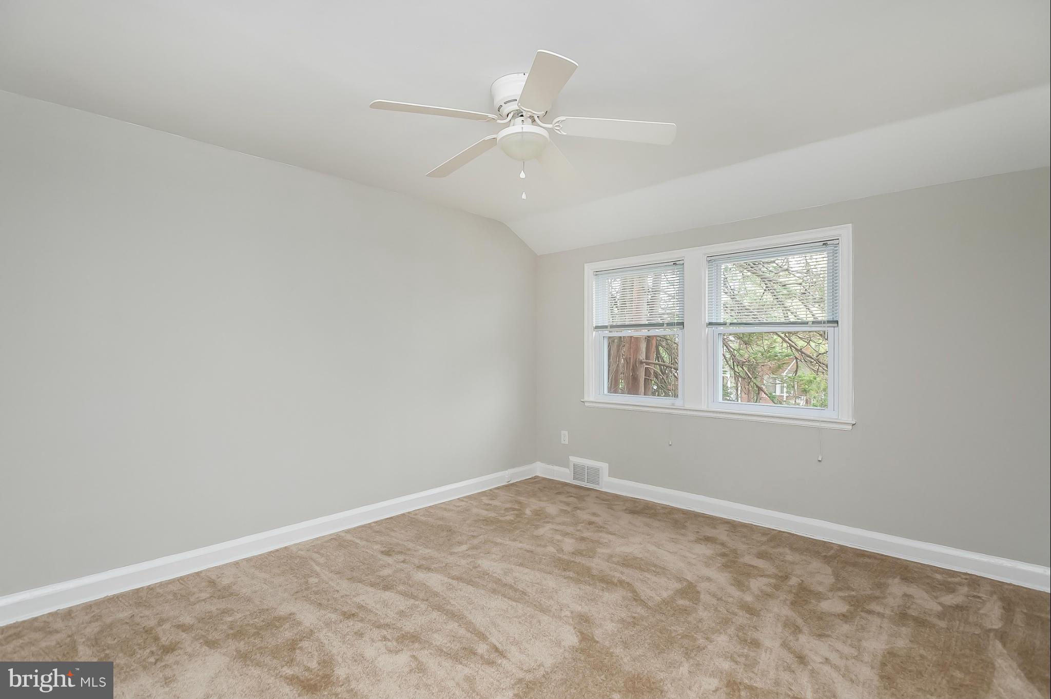 NORTHWOOD - Residential