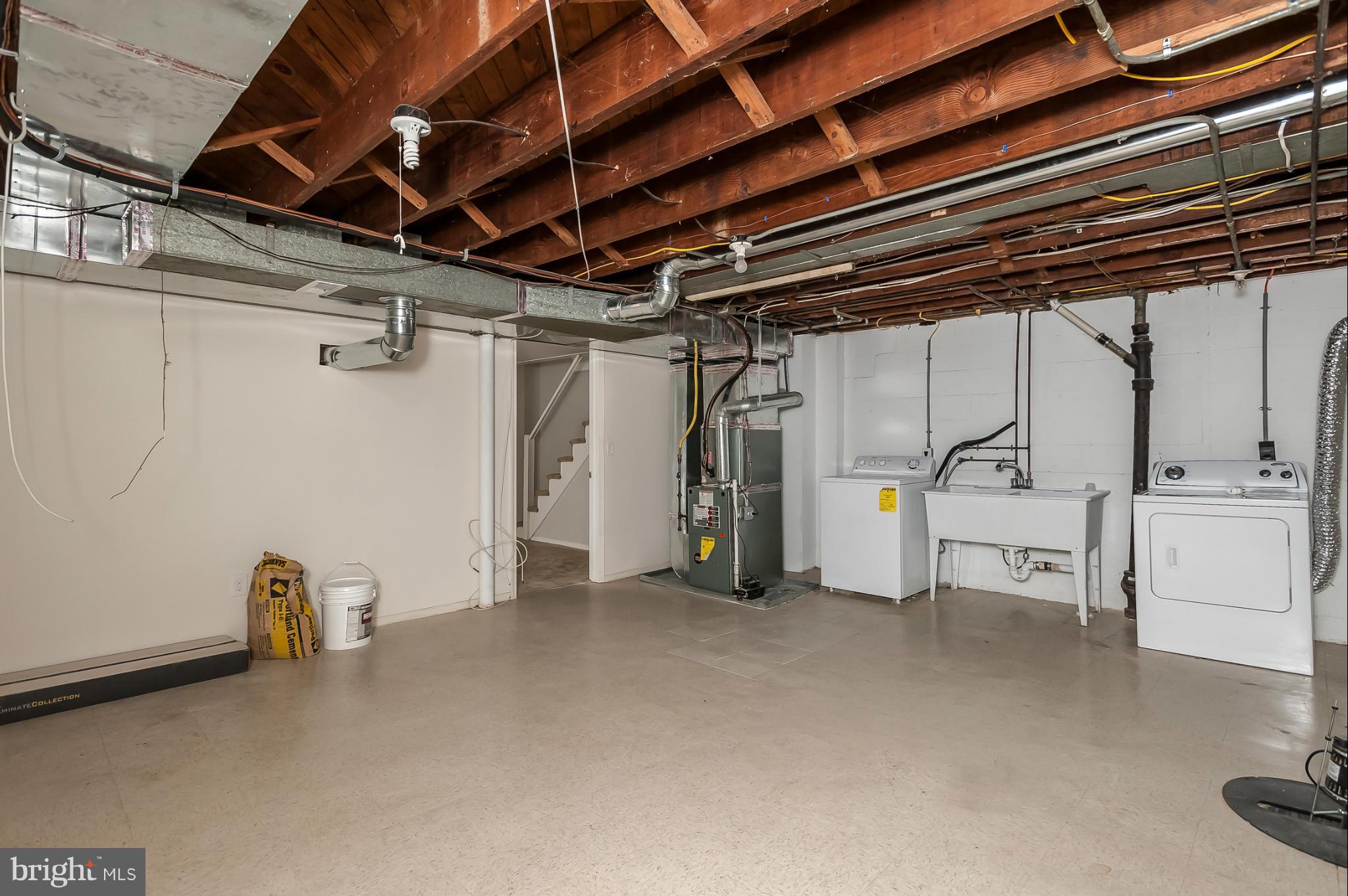 NORTHWOOD - Residential