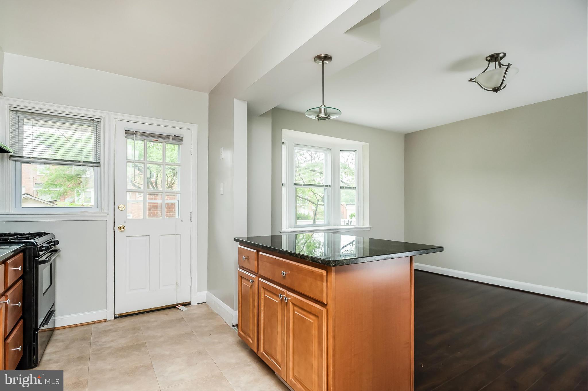 NORTHWOOD - Residential