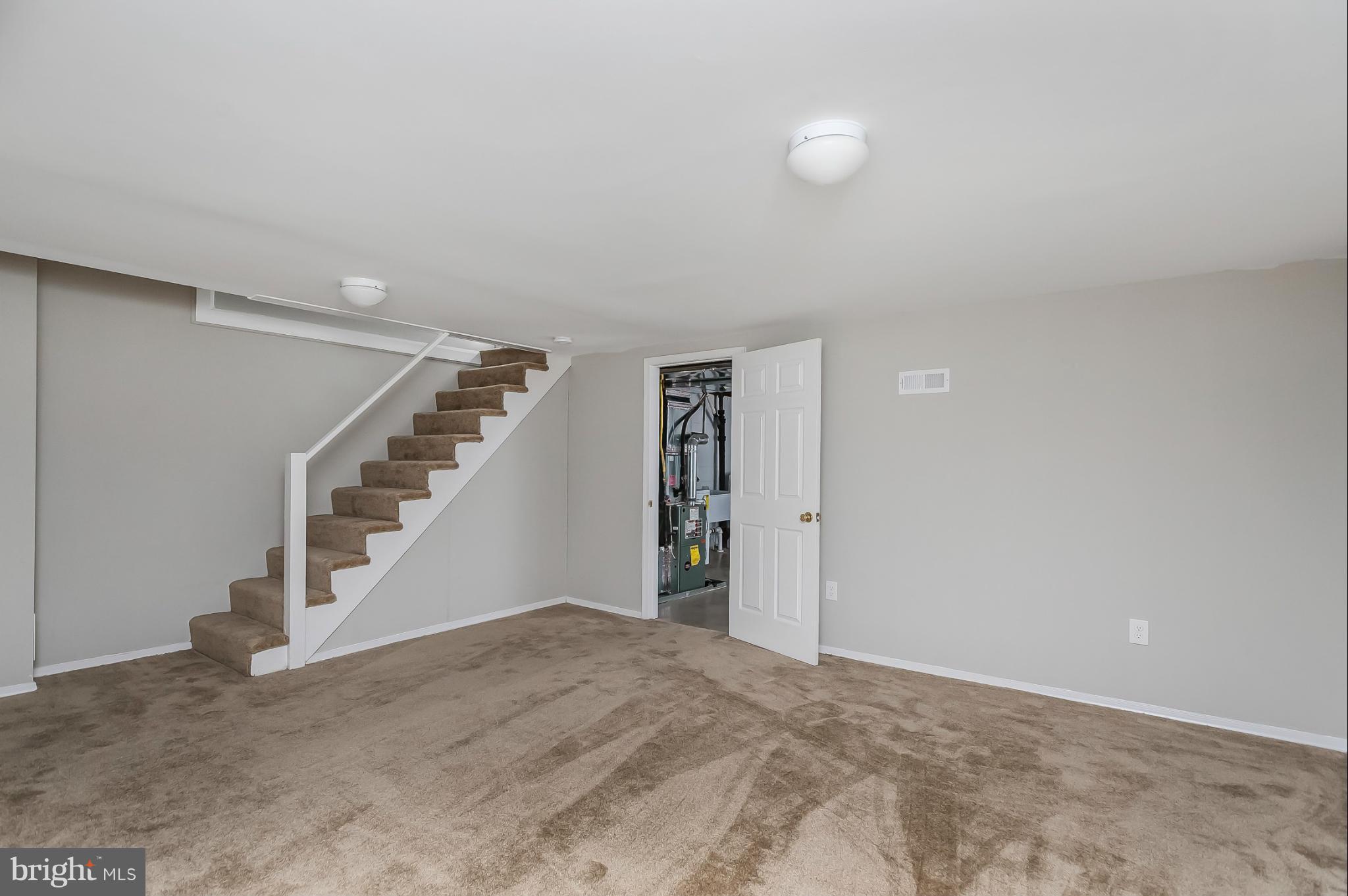 NORTHWOOD - Residential