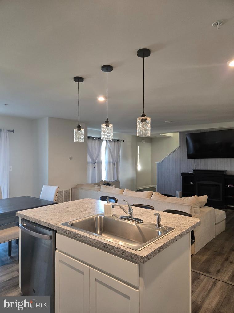 11 SUGARBERRY DRIVE