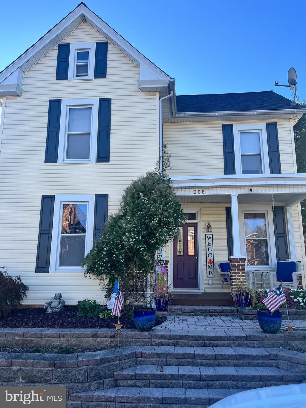Photo of 208 Hamilton Ave, WAYNESBORO, PA 17268 (MLS # PAFL2030742)